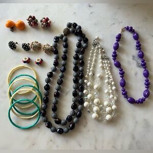 Vintage Costume Beaded Jewelry Necklaces Earrings Bracelet floral green orange